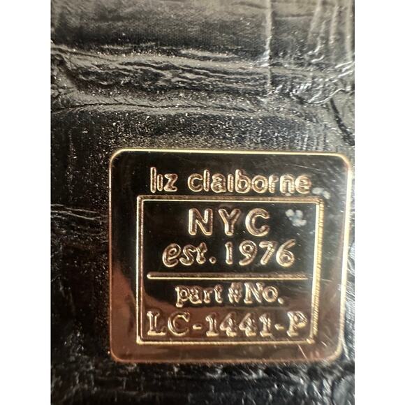 Liz Claiborne Black Faux Snakeskin Crossbody Bag - Picture 8 of 8